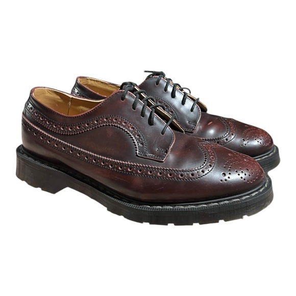 Solovair Made In England Brogue Shoe - Picture 1 of 9